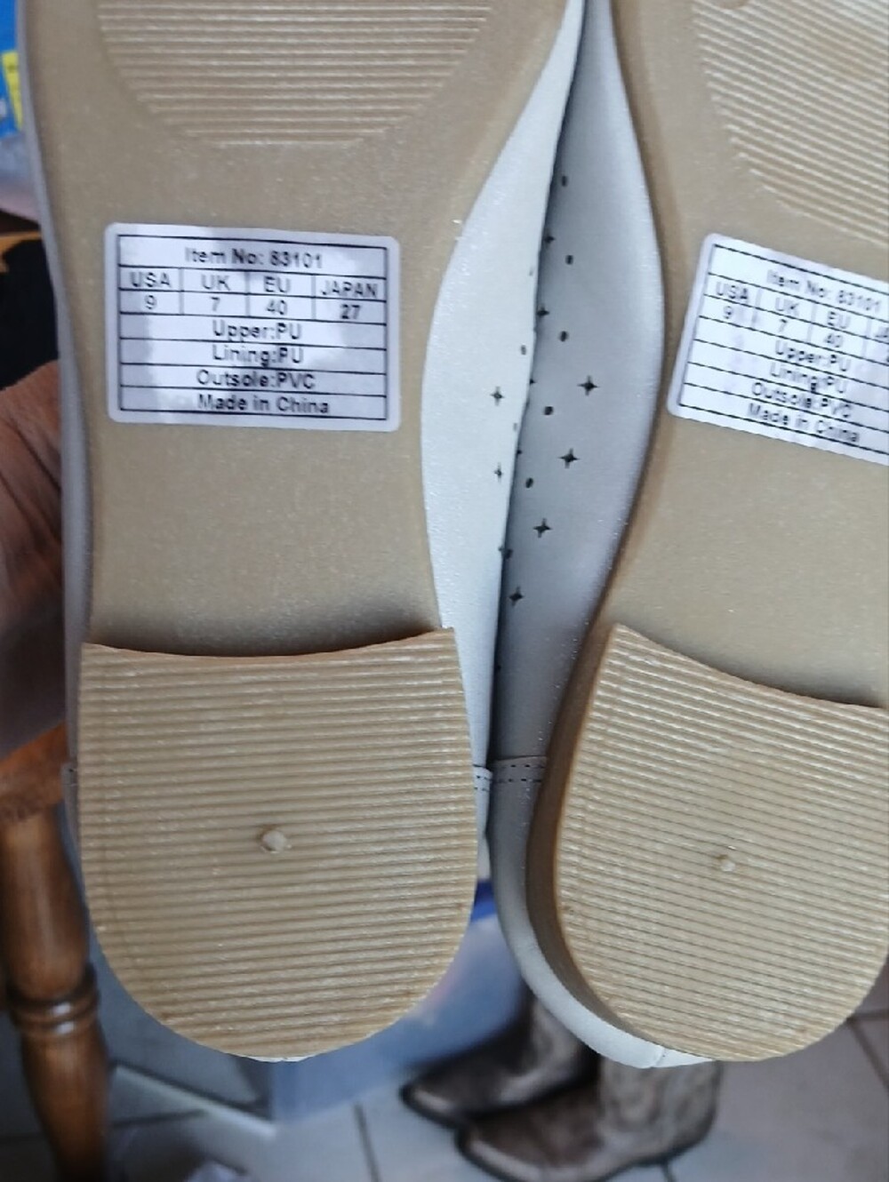 Source Unknown Light Gray Perforated Ballet Flats - Picture 4 of 6